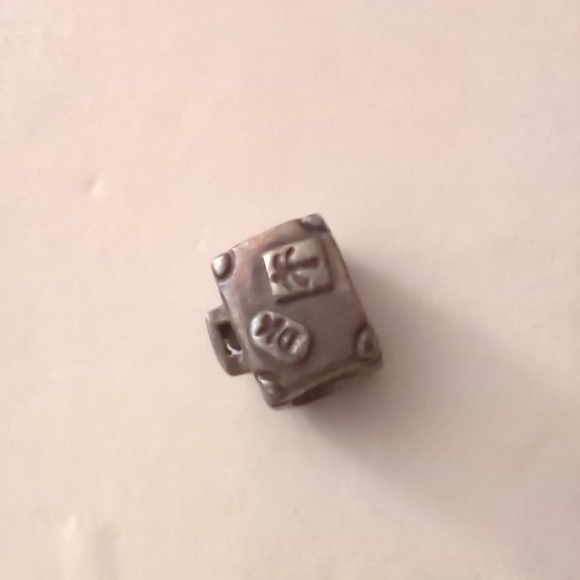 Pandora suitcase charm - Picture 4 of 6
